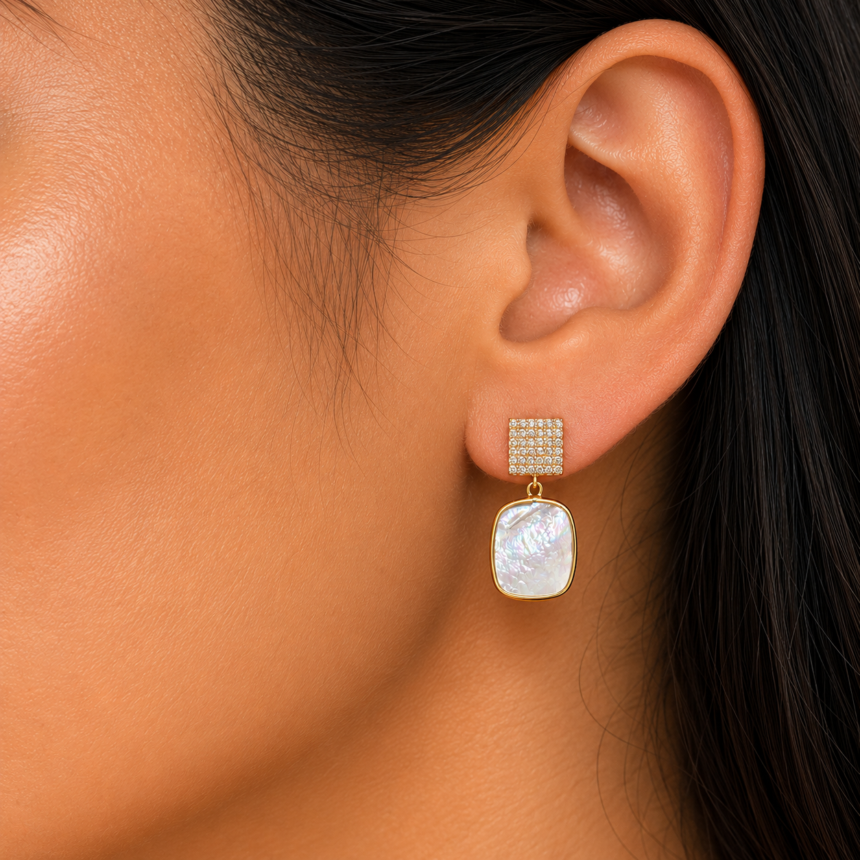 Aurora Pearl Earrings