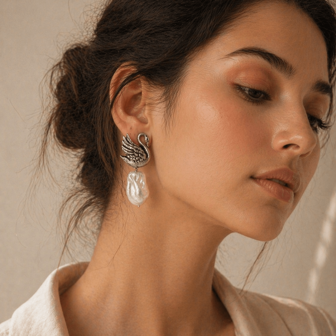 Swan Earrings - Earrings - Kia Concept Store