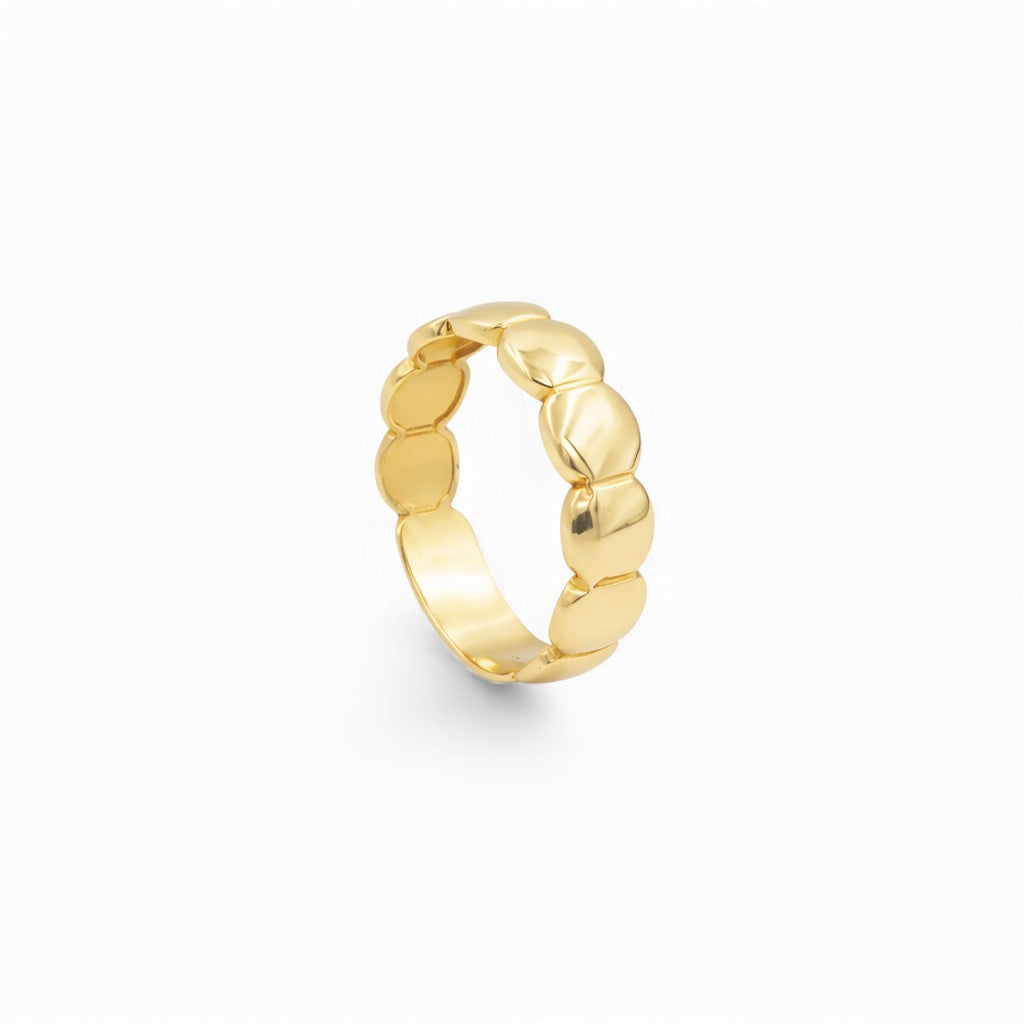 Circle Harmony Ring