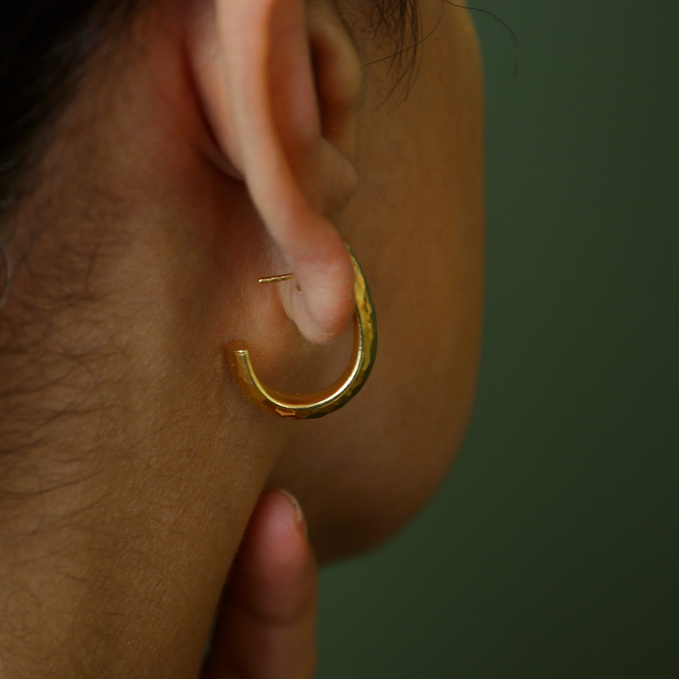 Hammered Glow Hoops