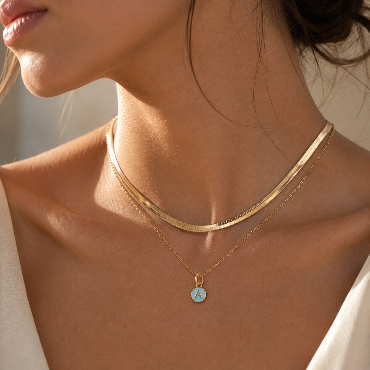 Pendentif médaillon saphir