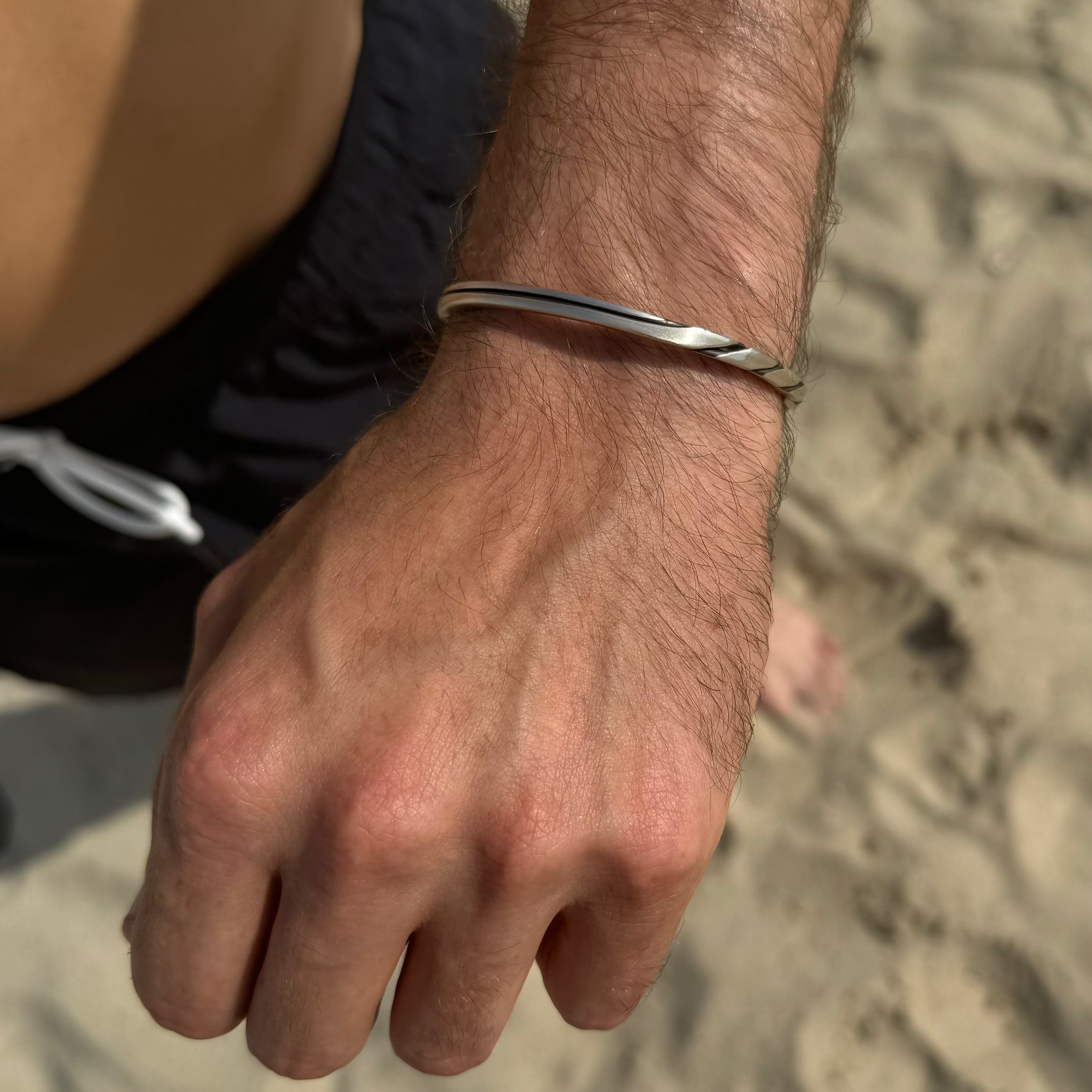 Single Twisted Open Cuff Bracelet