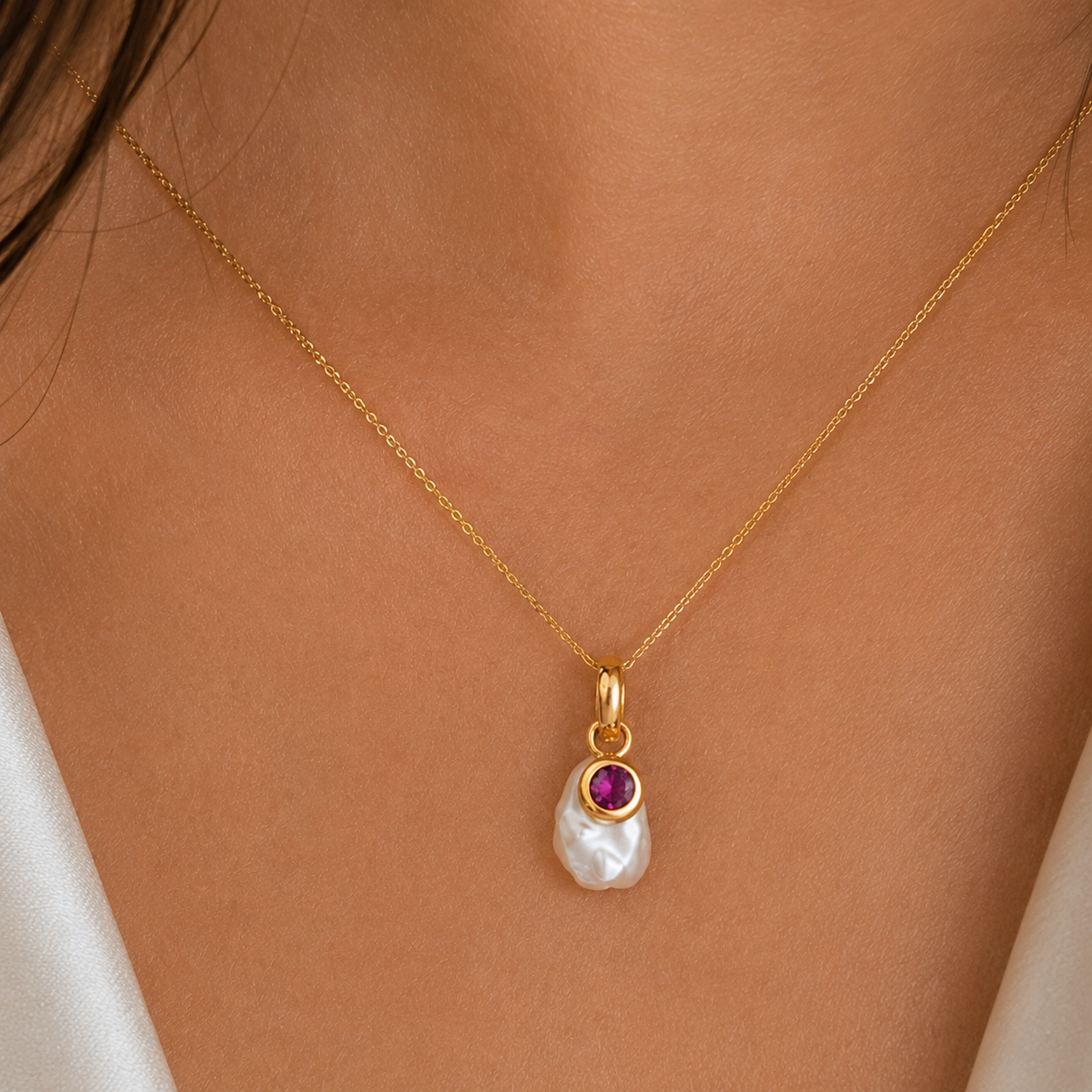 Lustrous Necklace
