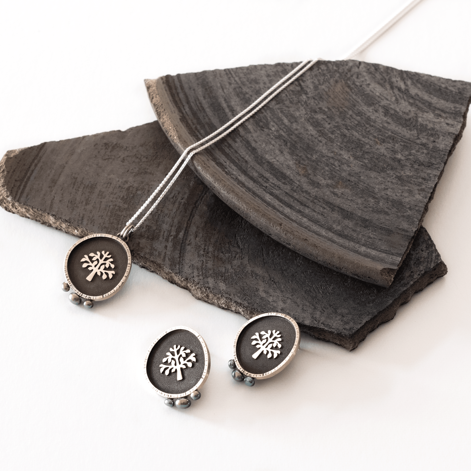 Tree of Life Necklace with Dark Pearls - Necklace - Kia Concept Store