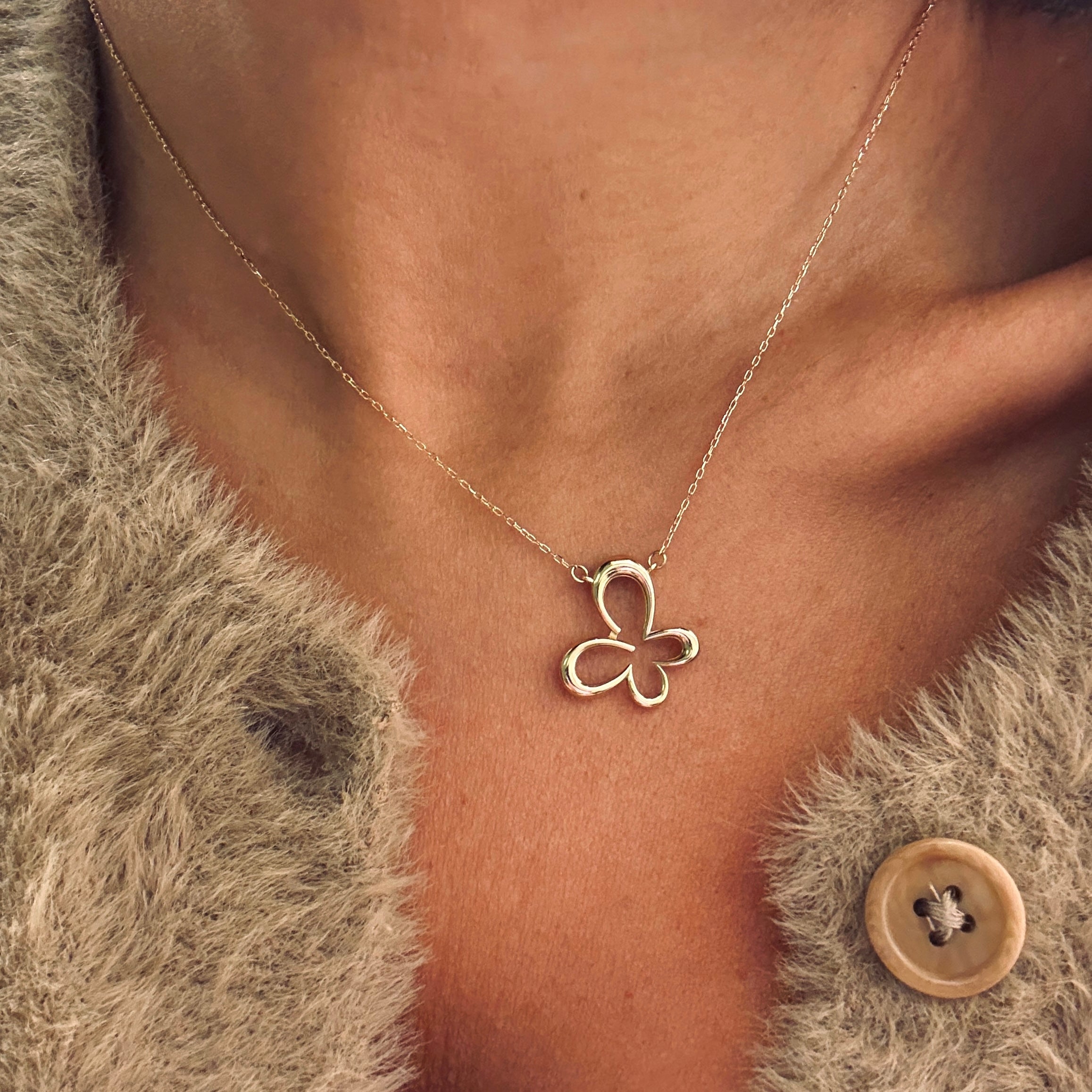 Golden Butterfly Necklace - Necklace - Kia Concept Store