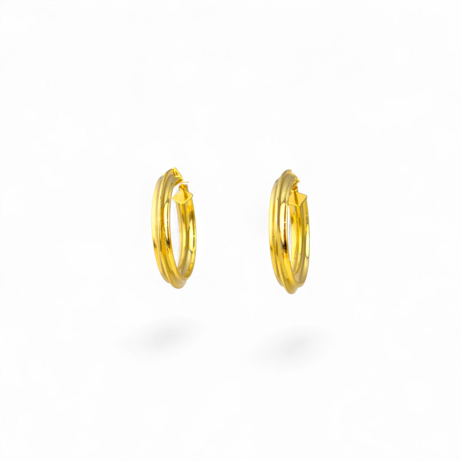Linear Gold Hoop - Earrings - Kia Concept Store
