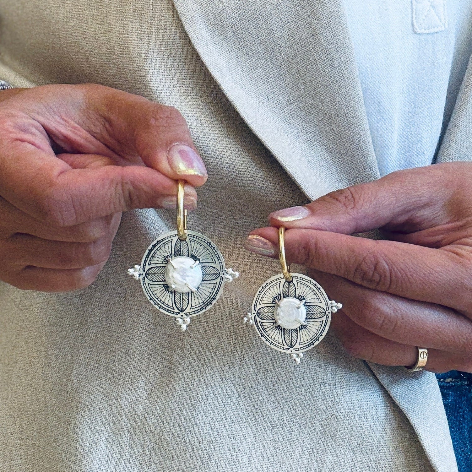 Pearl Glow Huggie Earrings - Earrings - Kia Concept Store