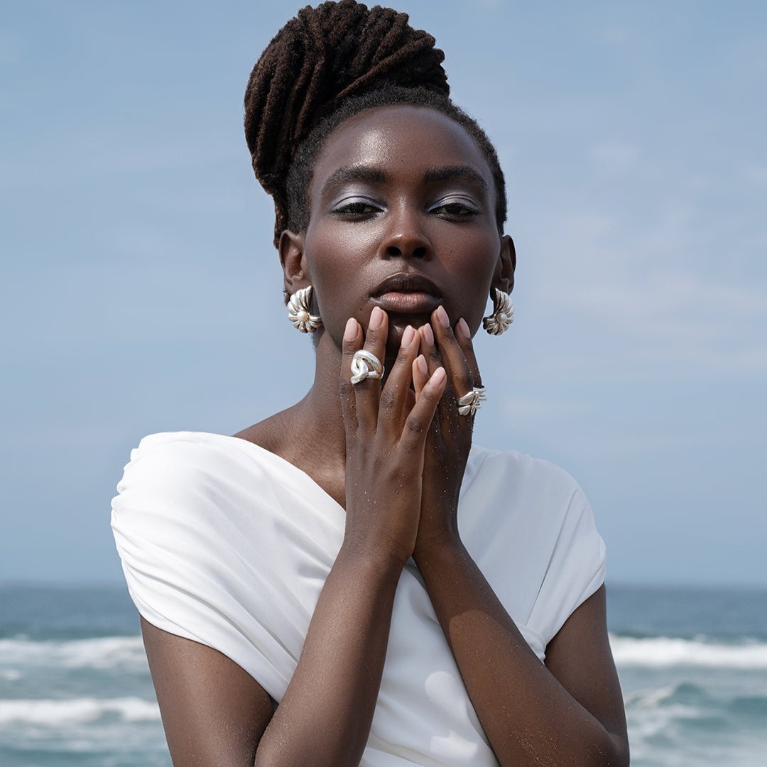 Puffy Shell Earrings - Earrings - Kia Concept Store