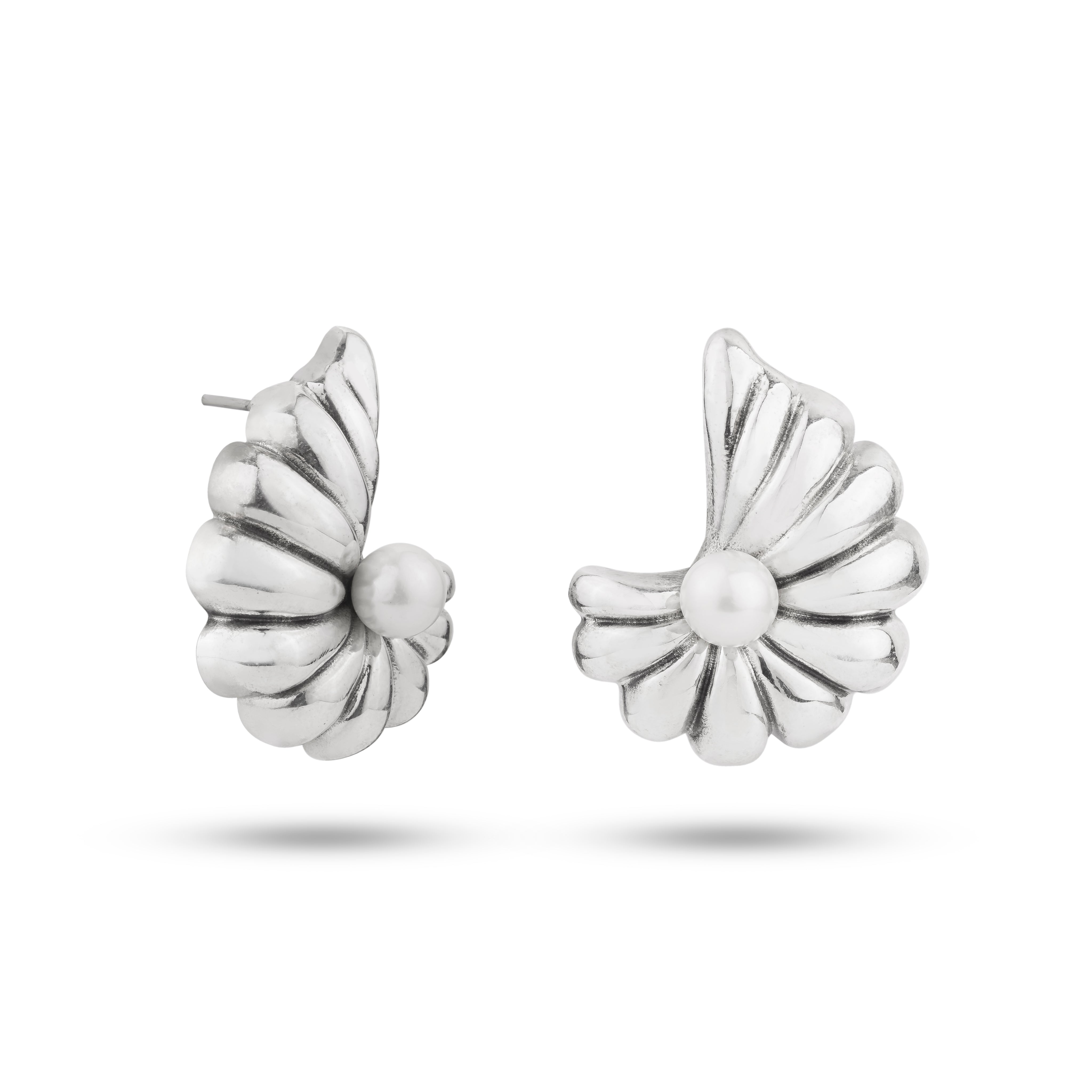 Puffy Shell Earrings - Earrings - Kia Concept Store