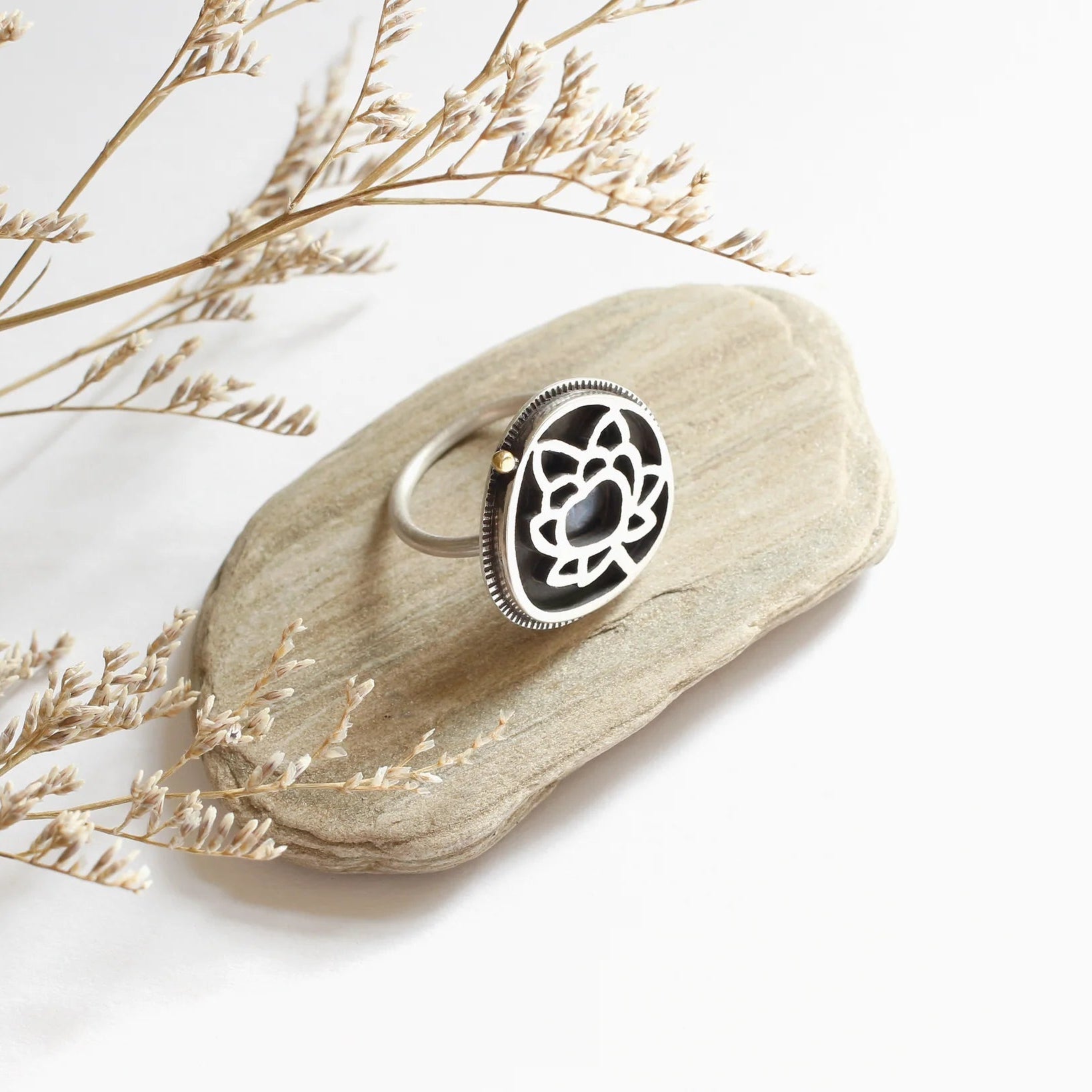 Silver & Brass Lotus Flower Ring - Ring - Kia Concept Store