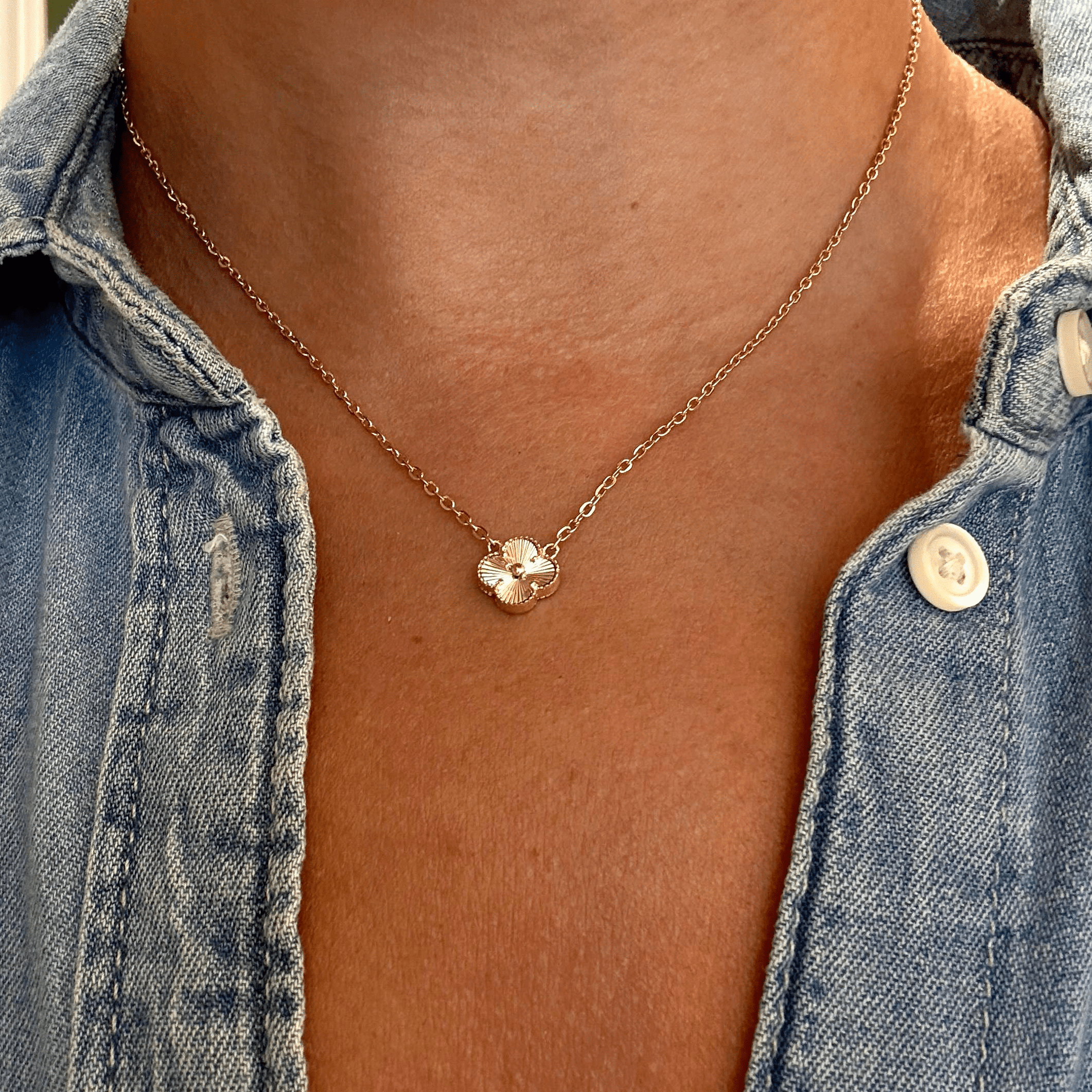 Vintage Clover Necklace - Necklace - Kia Concept Store