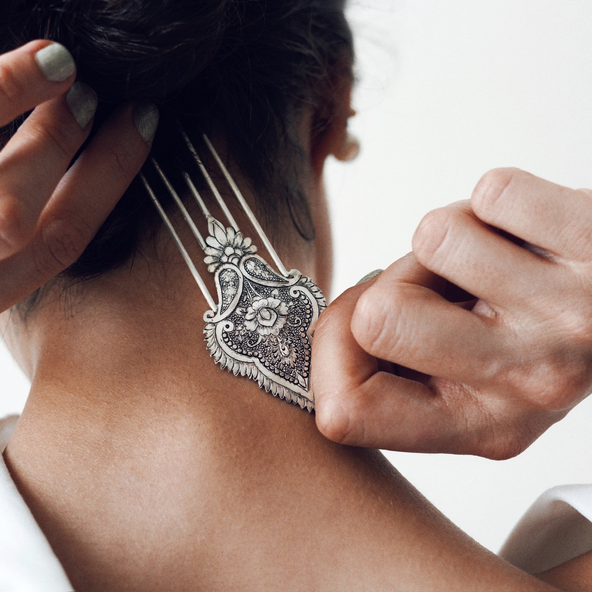 Blossom Hair Comb - Kia Concept Store