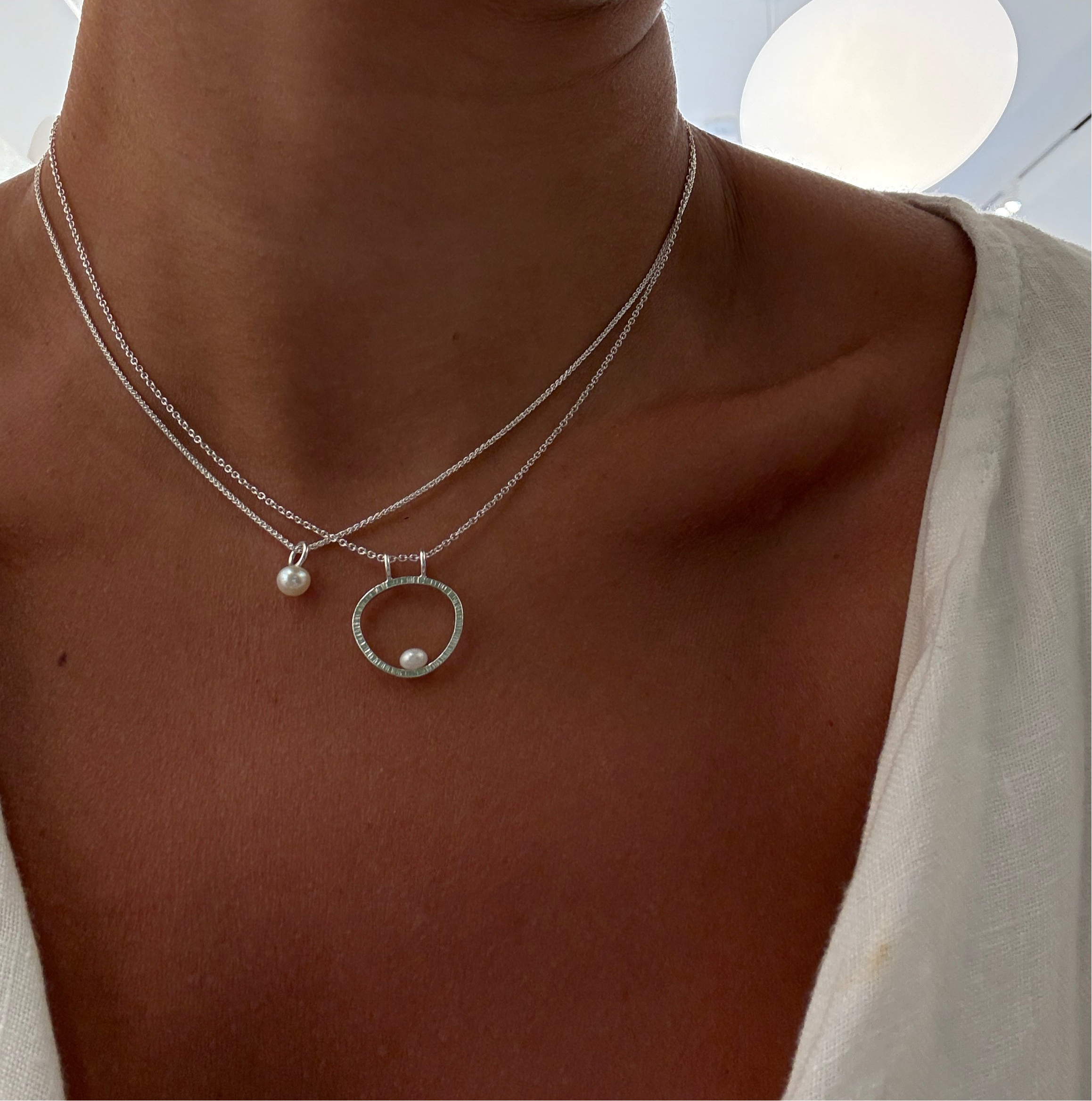 Silver Necklace with Freshwater Pearl