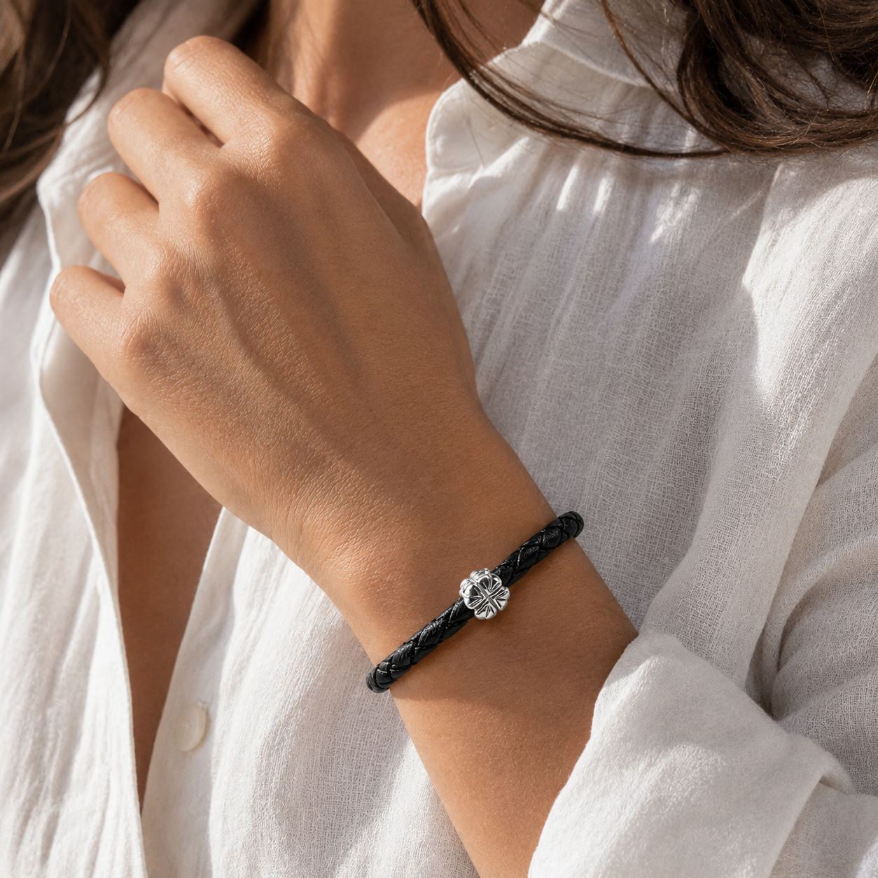 Clover Leather Bracelet