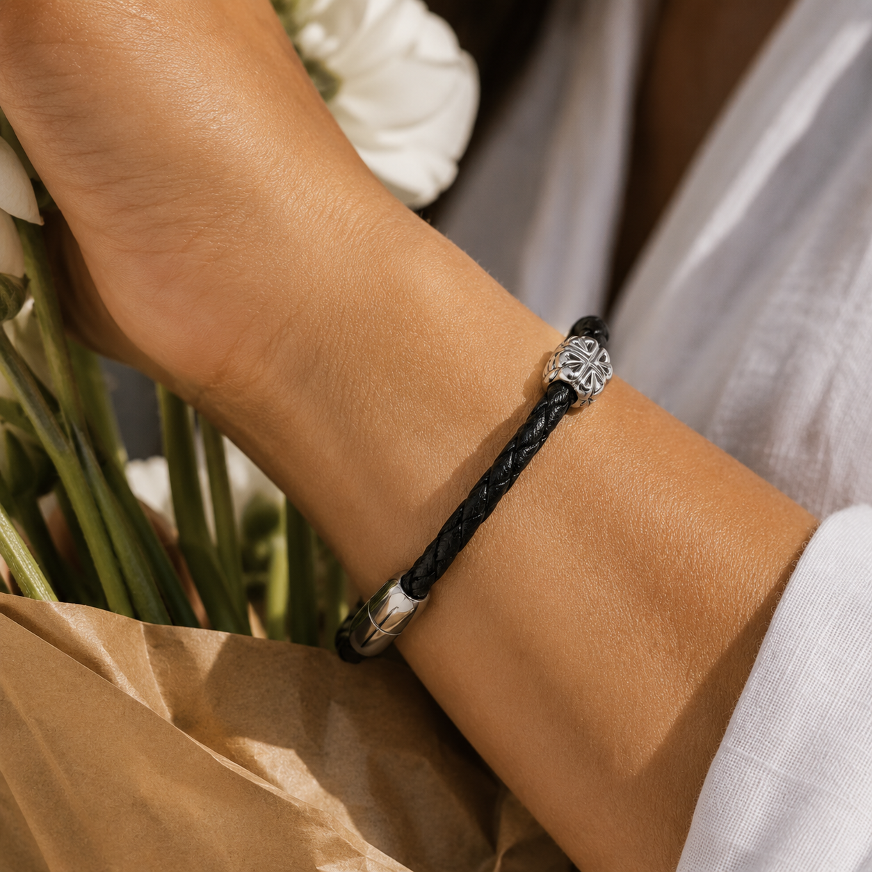 Clover Leather Bracelet