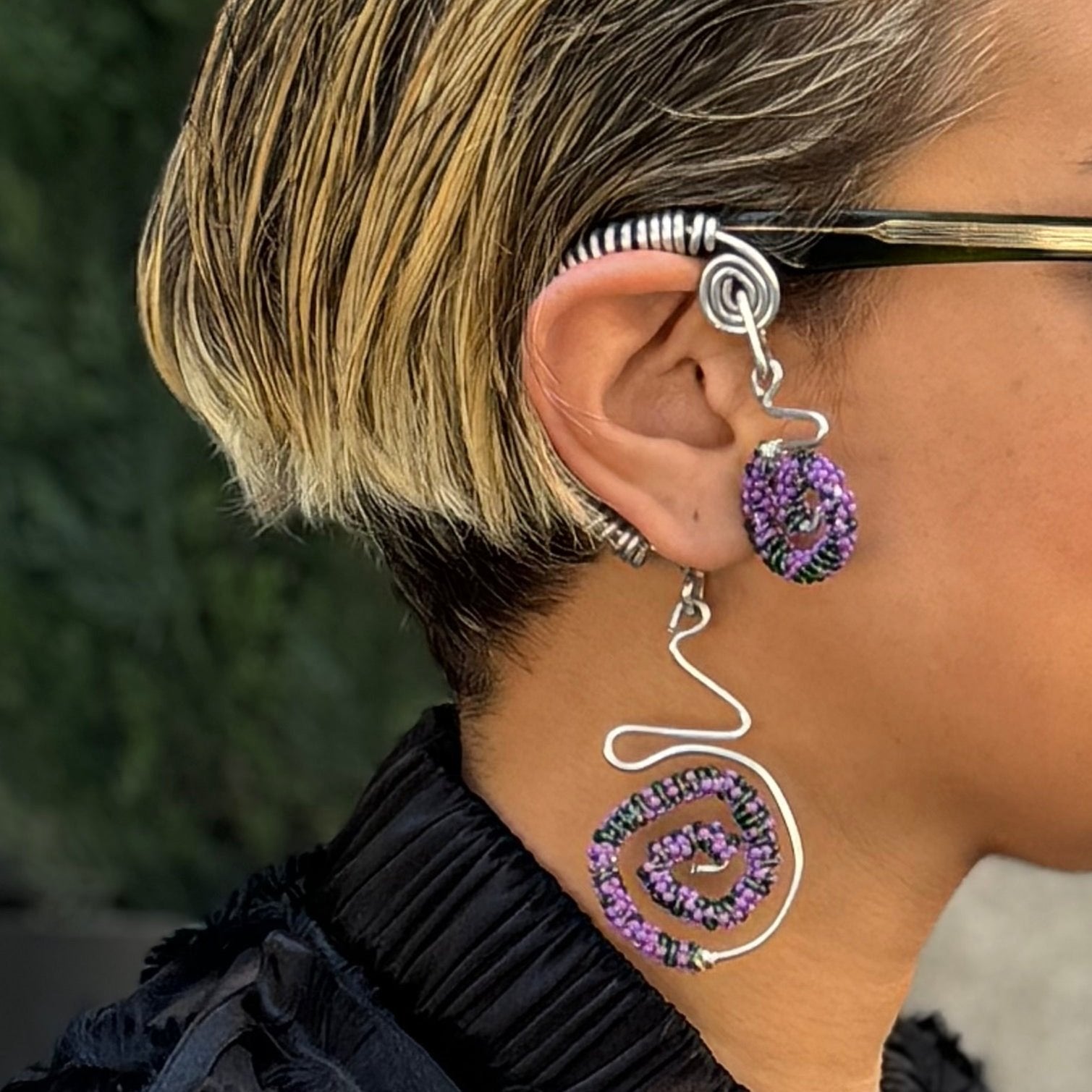 Midnight Spiral Ear Piece - Ear pieace - Kia Concept Store