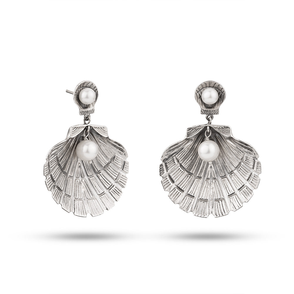 Scallop Shell Pearl Earrings