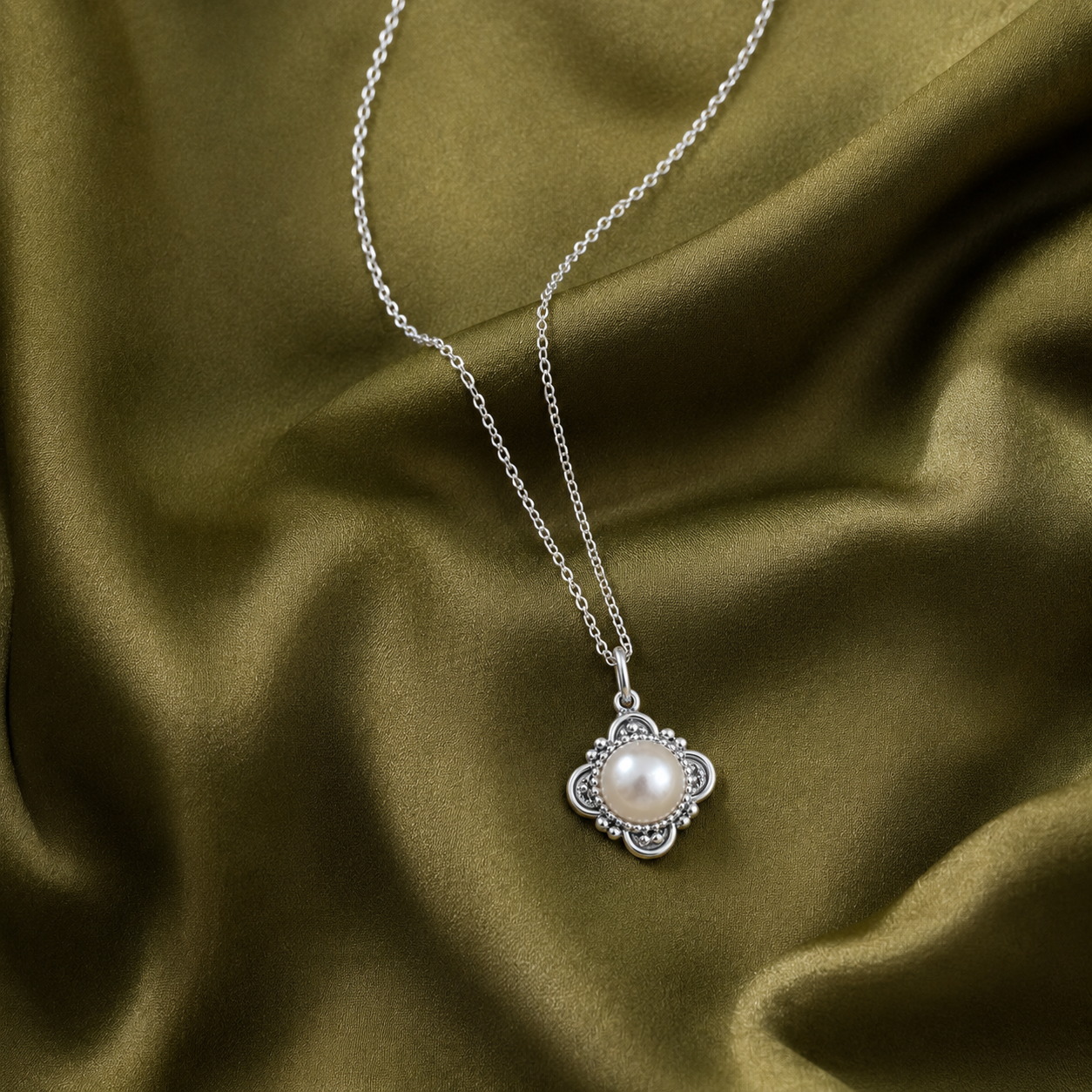 Mademoiselle Necklace