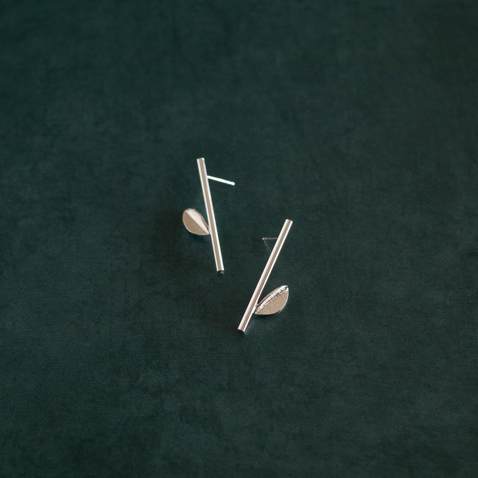 Bar Earrings with Leaf