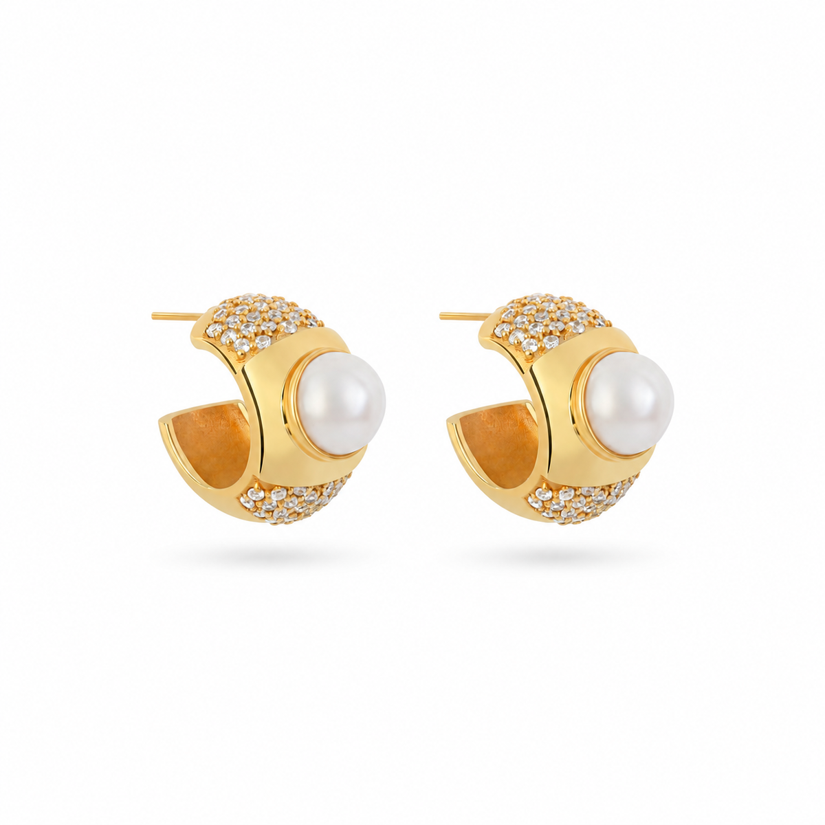 Eva Earrings in gold-plated silver with pearl and cubic zirconia