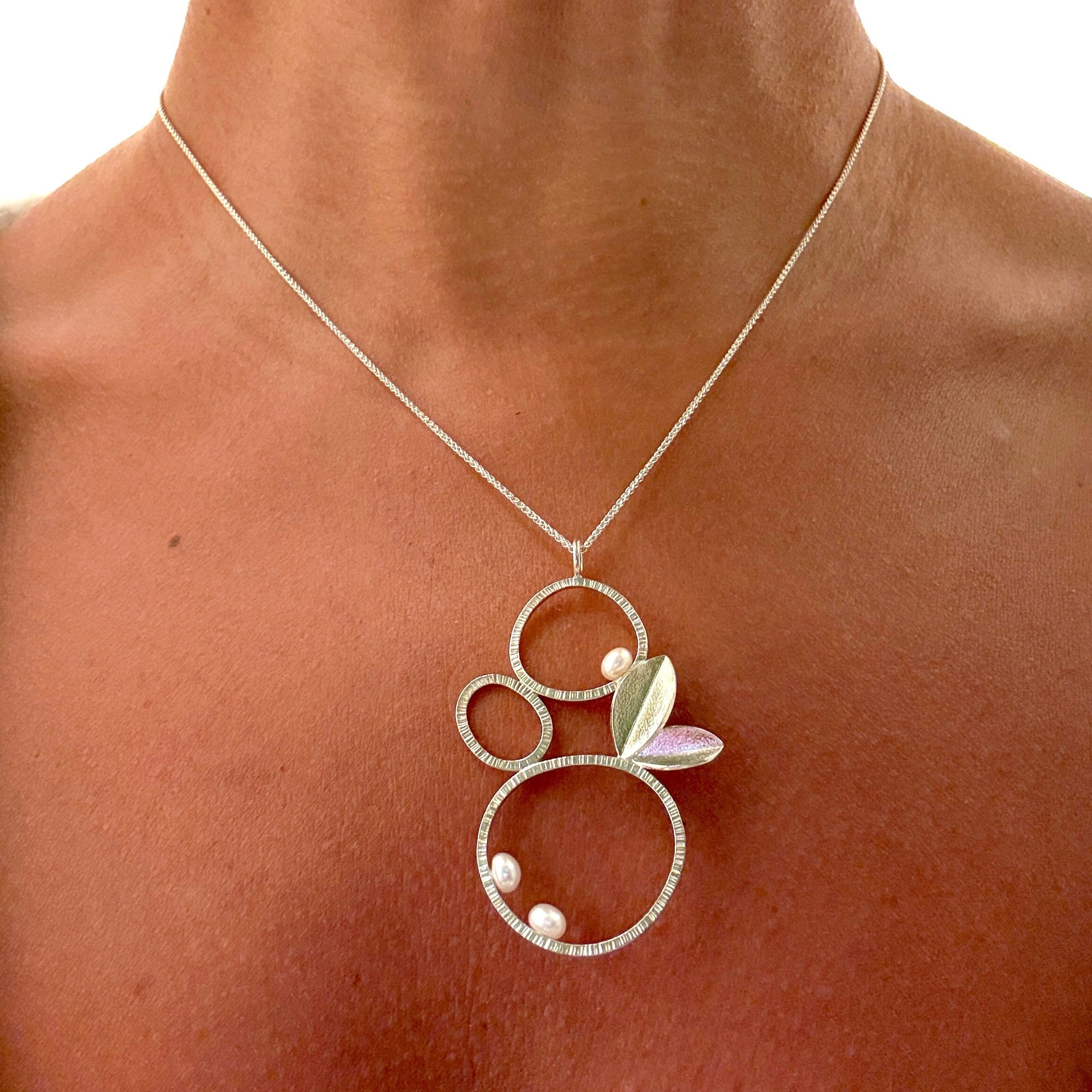 Floral Silver Necklace with Freshwater Pearls - Necklace - Kia Concept Store