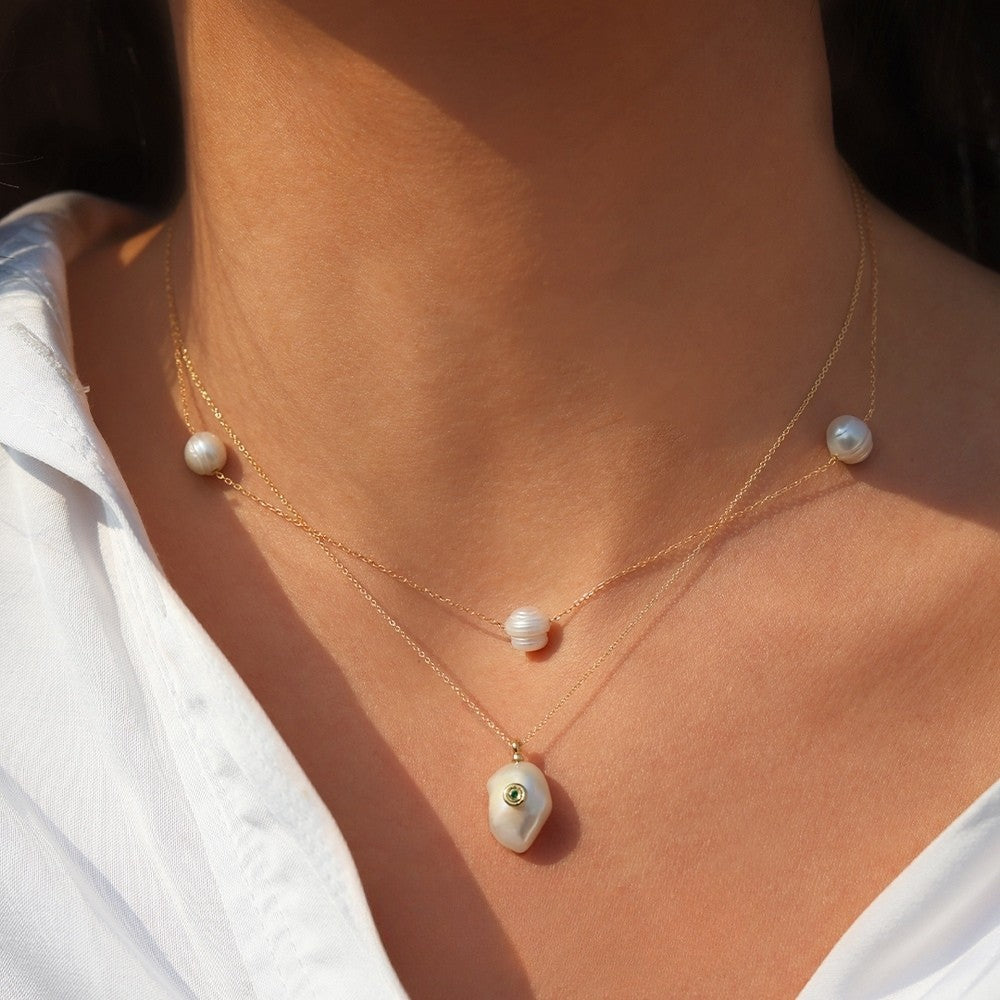 Golden Pearl Whisper Necklace | 18K Gold | Kia Concept