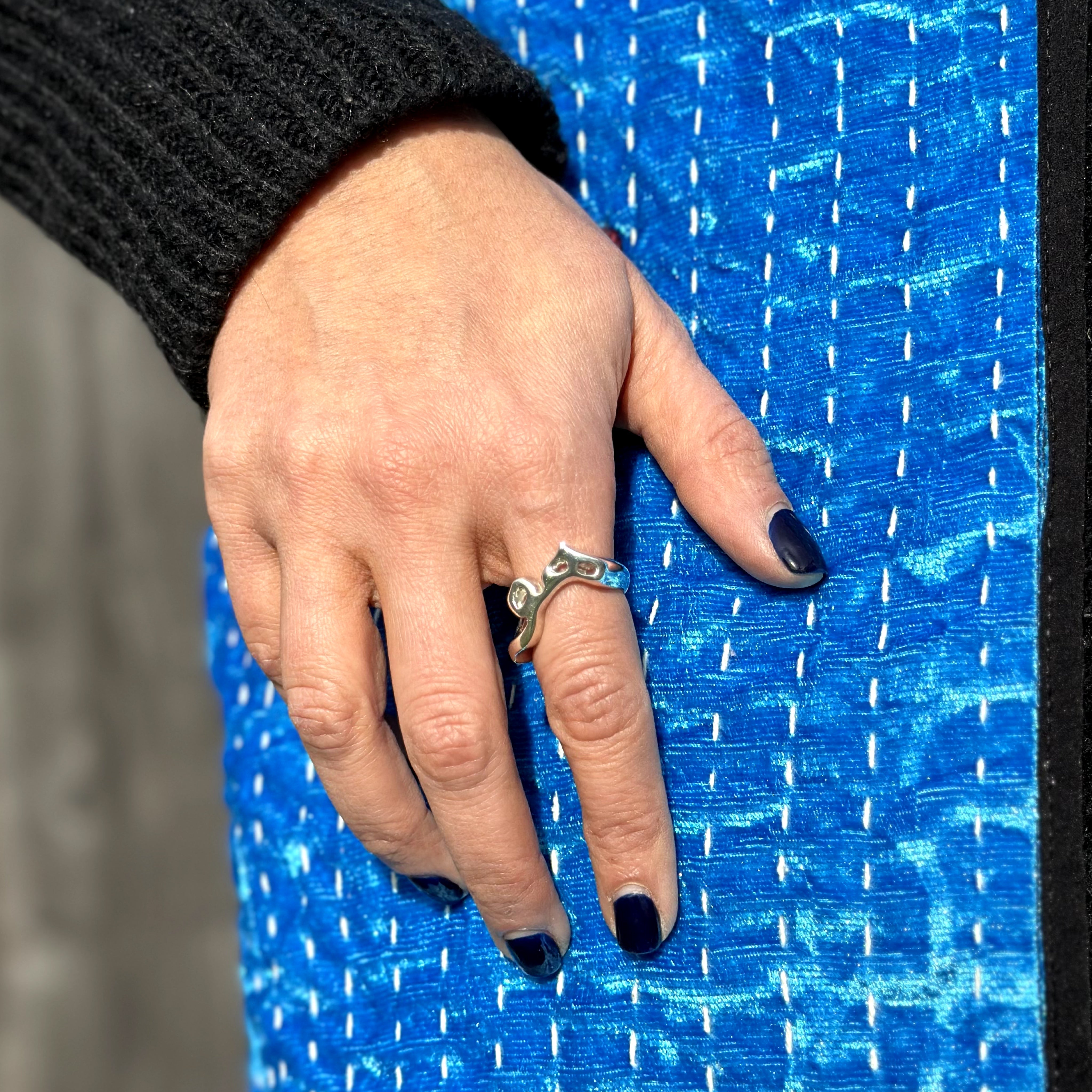 Hoo Ring - Kia Concept Store