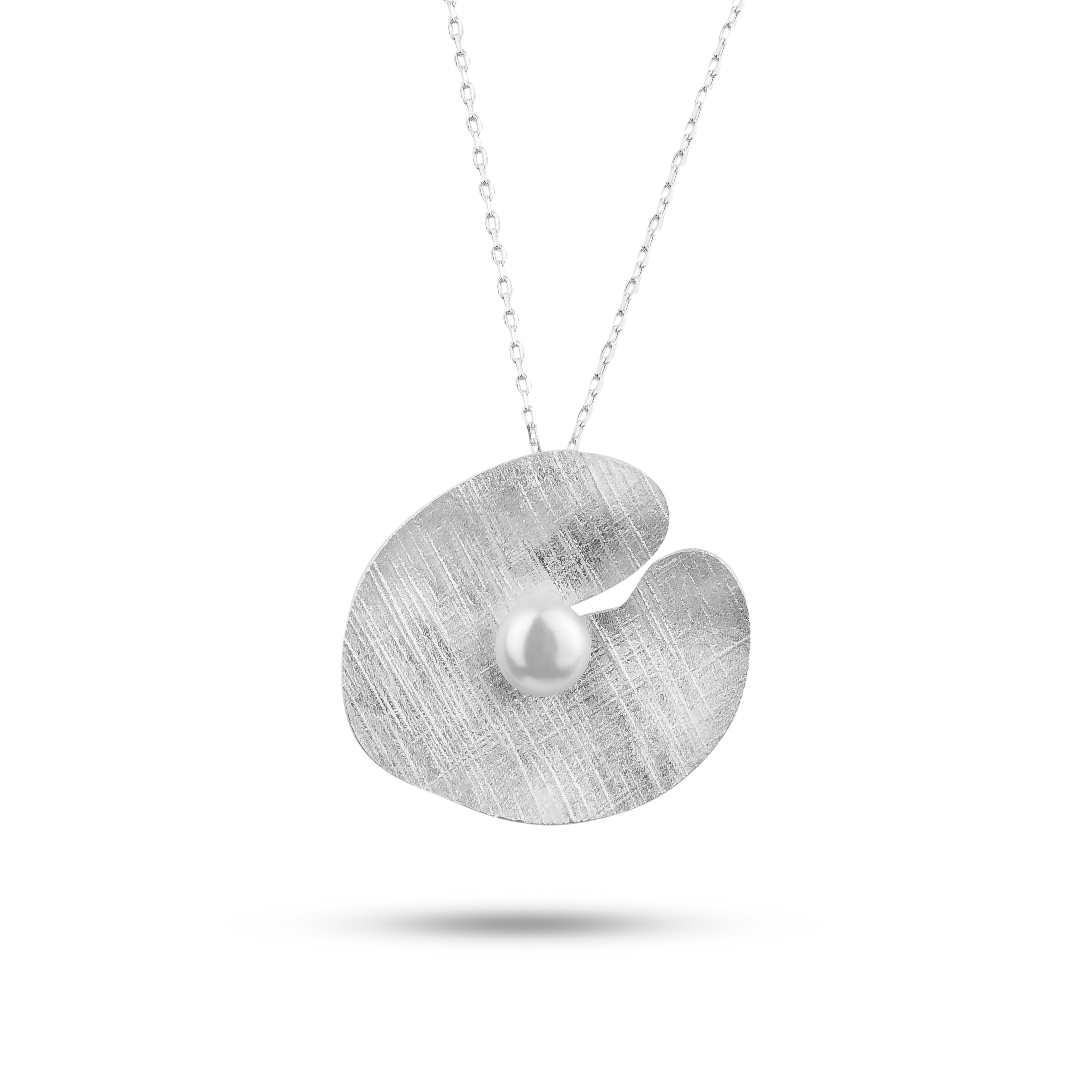 Lily Pearl Pendant - Necklace - Kia Concept Store
