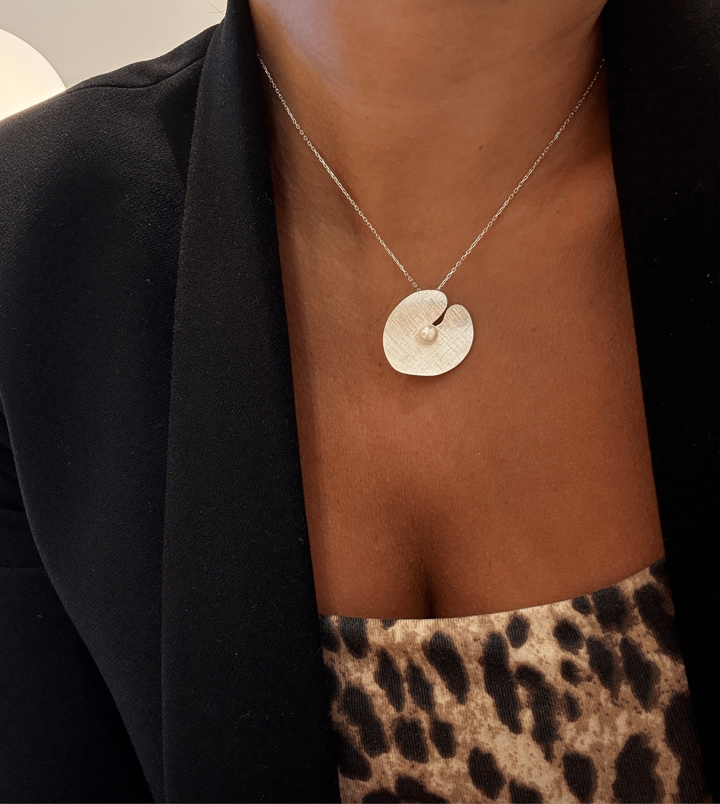 Lily Pearl Pendant - Necklace - Kia Concept Store