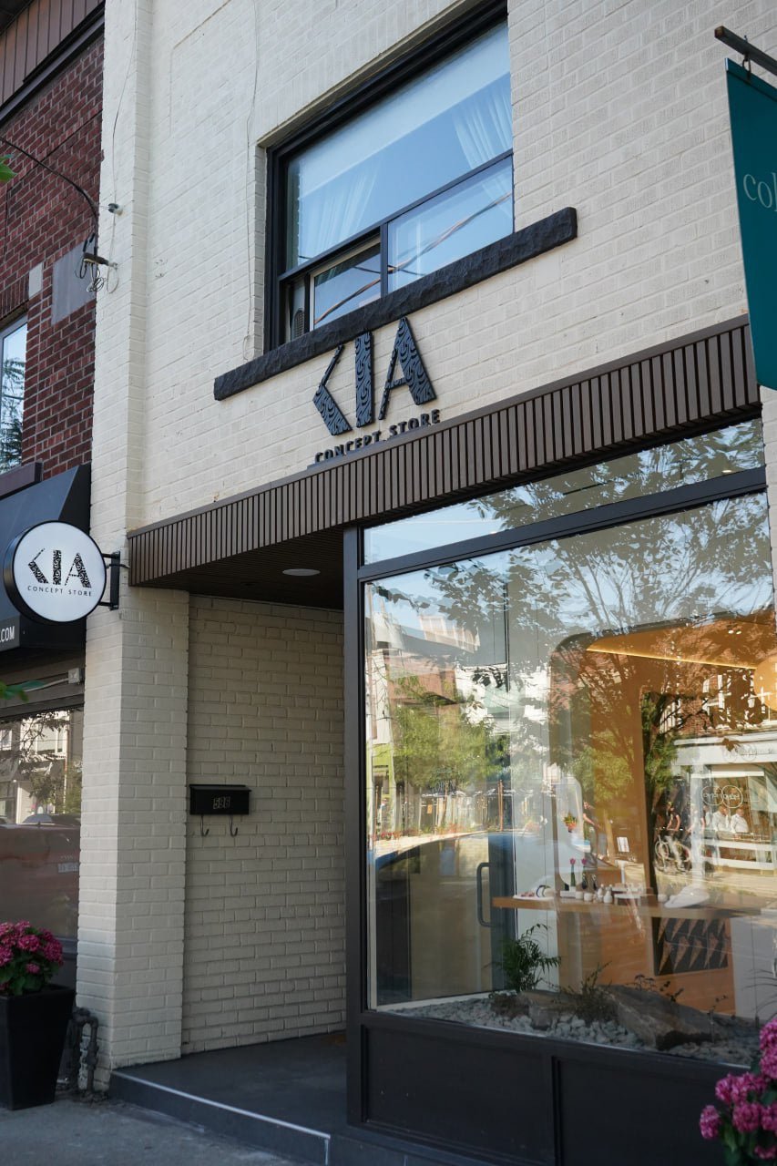 Petite Pearl Clover Necklace - Necklace - Kia Concept Store