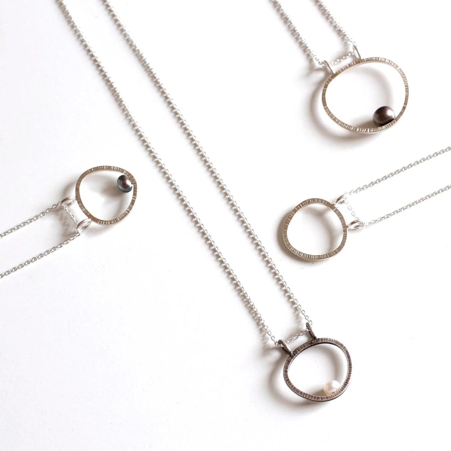 Silver Necklace with Freshwater Pearl - Necklace - Kia Concept Store