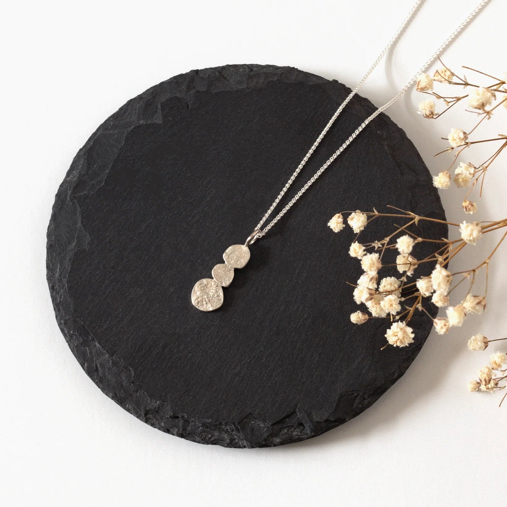 Sterling Silver Organic Shape Necklace - Necklace - Kia Concept Store